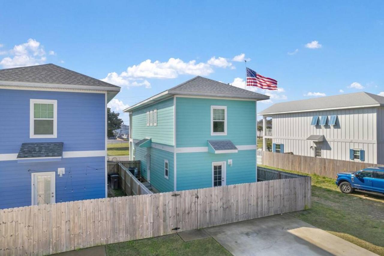 Walk To Downtown Seafood Market Bay Views Pensacola Exterior foto